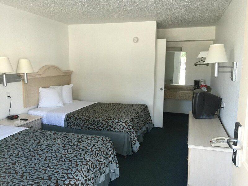 Ferry Pass Days Inn Pensacola North المظهر الخارجي الصورة