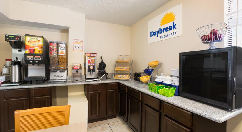 Ferry Pass Days Inn Pensacola North المظهر الخارجي الصورة