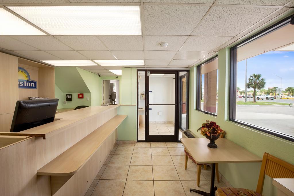 Ferry Pass Days Inn Pensacola North المظهر الخارجي الصورة