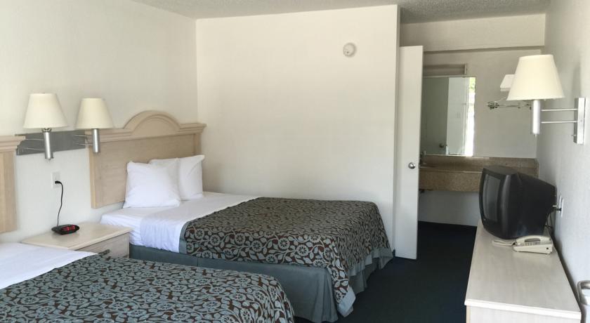 Ferry Pass Days Inn Pensacola North المظهر الخارجي الصورة